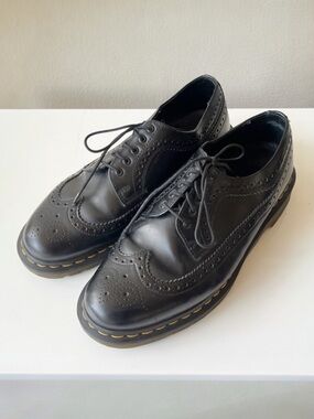 DR MARTEN black loafers size 10